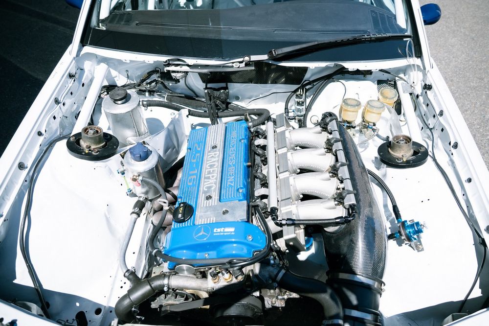 1987 Mercedes Benz 190E 2.3 16V Group A