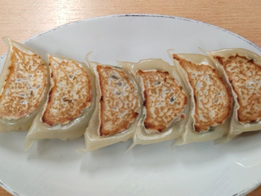 餃子　小籠包なくらいジューシー