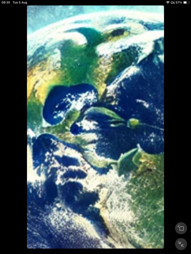 A satellite-esque image of the Gulf of Mexico, but with an odd green smudge instead of Cuba. It’s sort of right if you squint, but the Bahamas are non-existent, Florida is short and stubby, and everything seems crammed uncomfortably together.