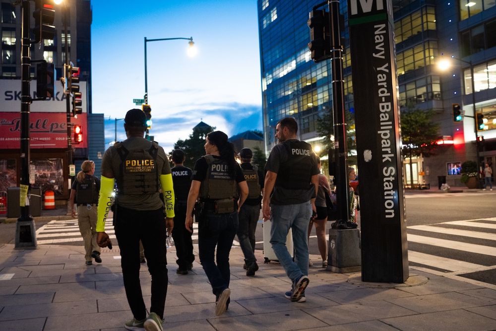 With federal and local officers on D.C.’s streets, here’s what to know about what law enforcement agencies can legally order you to do — and what they can’t.