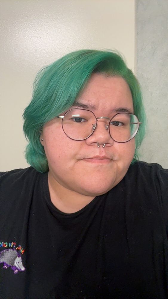 My hair before, a tealish looking green
