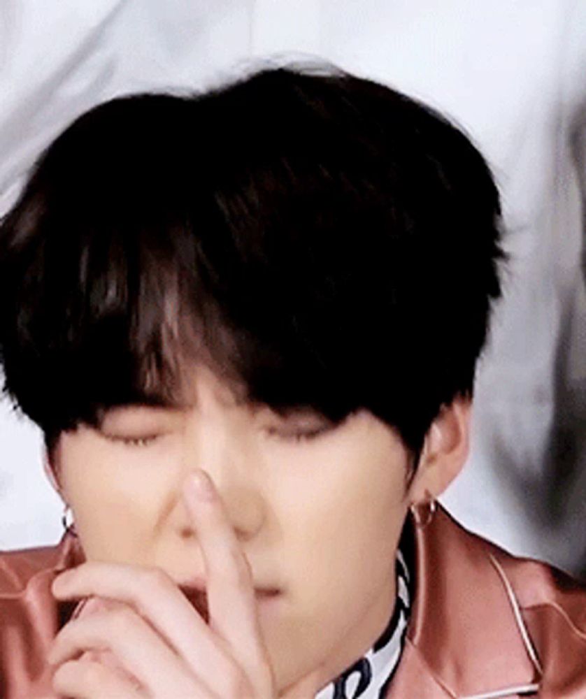 Yoongi GIF