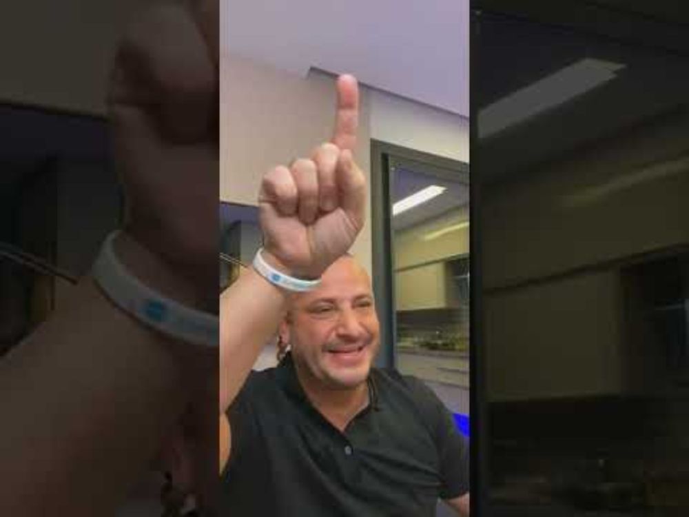 Mehmet Göker (MEG) will weinen! LIyod und der Lichtschalter...
