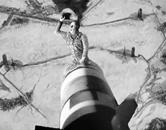 Col. Kong riding The Bomb
