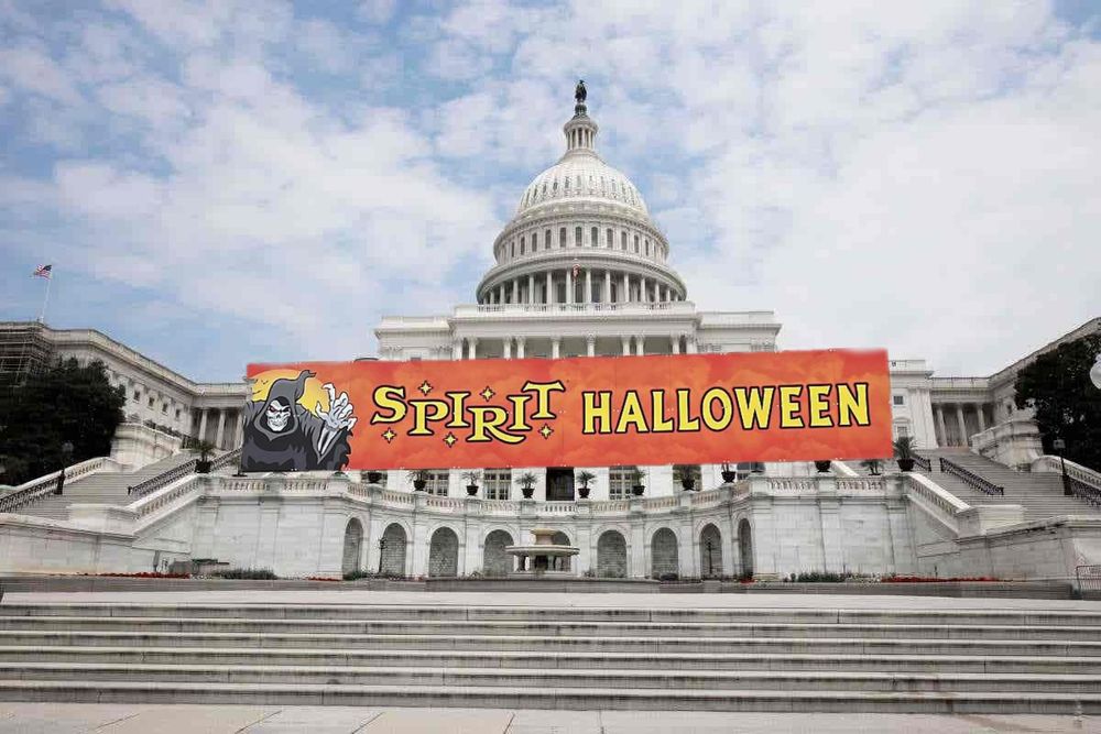 With the looming government shutdown at midnight tonight and no deal likely, Spirit Halloween is ready for its most ambitious retail location: the US capital building!
