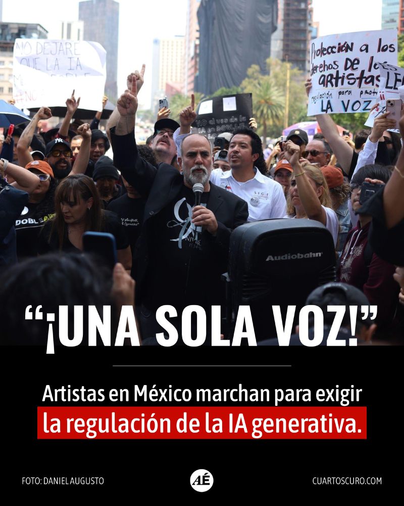 “¡UNA SOLA VOZ!”
Artistas en México marchan para exigir la regulación de la IA generativa 

FOTO: DANIEL AUGUSTO
CUARTOSCURO.COM