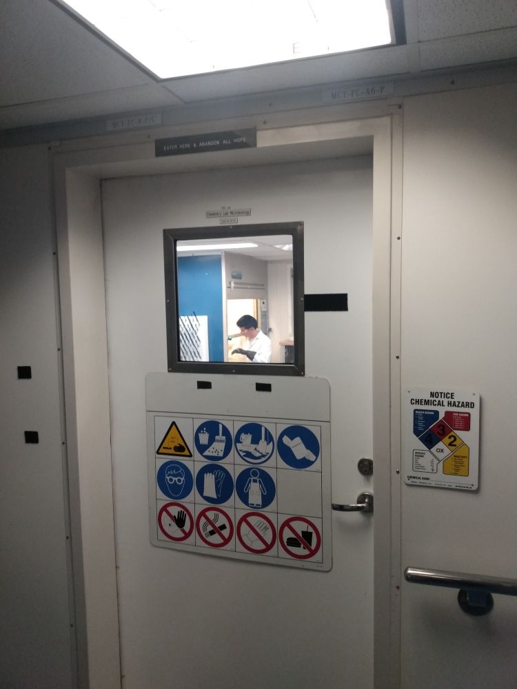 Chem lab at sea on theJR