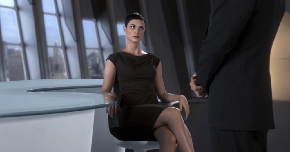 morena baccarin playing anna in v (2009)