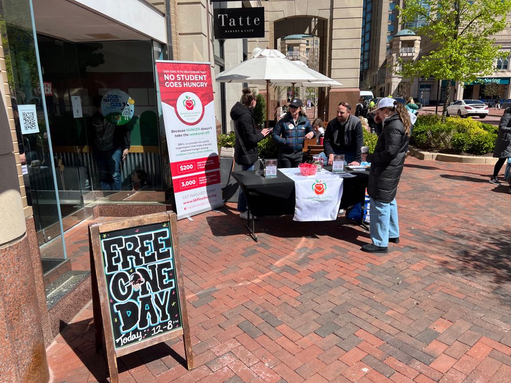 Backpack Budddies Foundation of Loudoun table outside a Ben & Jerry’s 
