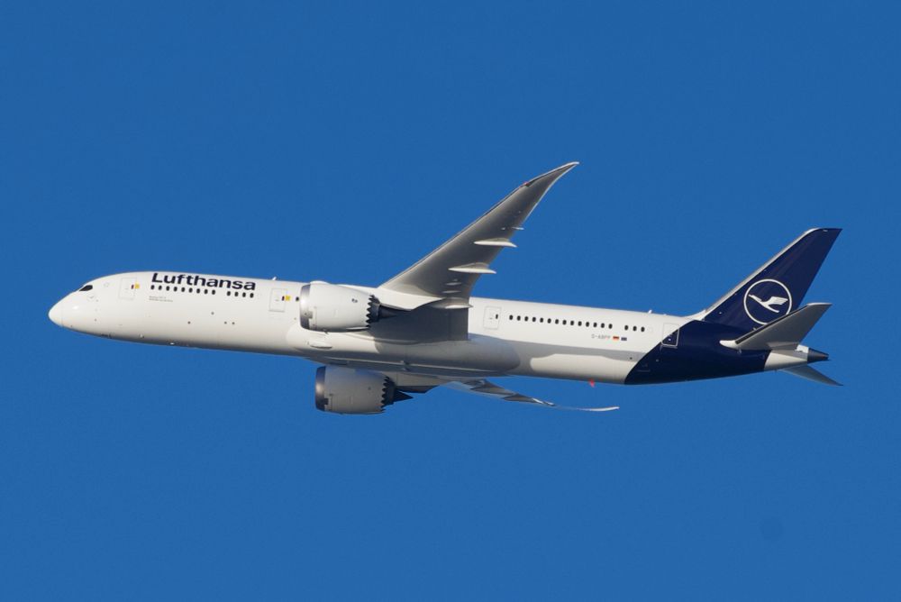 A new Lufthansa Boeing 787-9 Dreamliner in flight. 