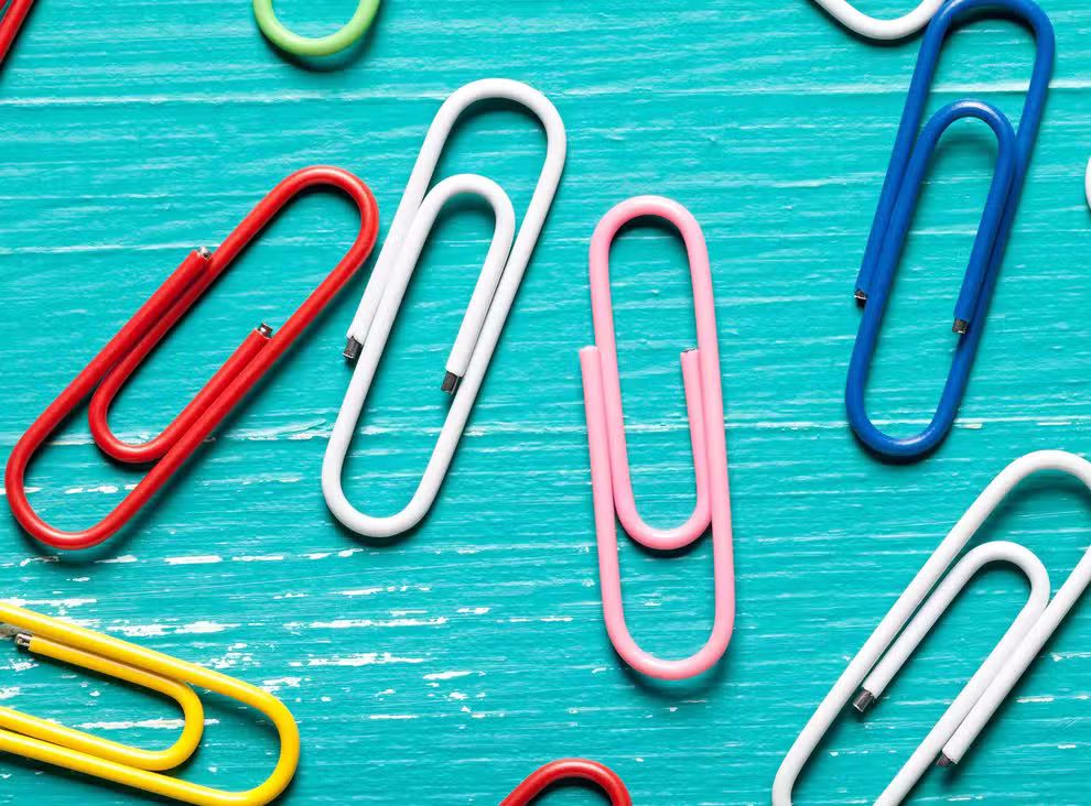 Paperclips in several colors.