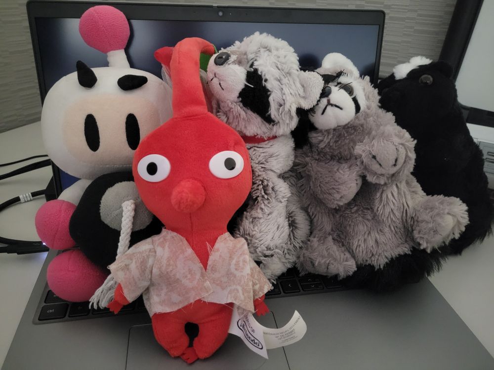 Red pikmin on the with laptop