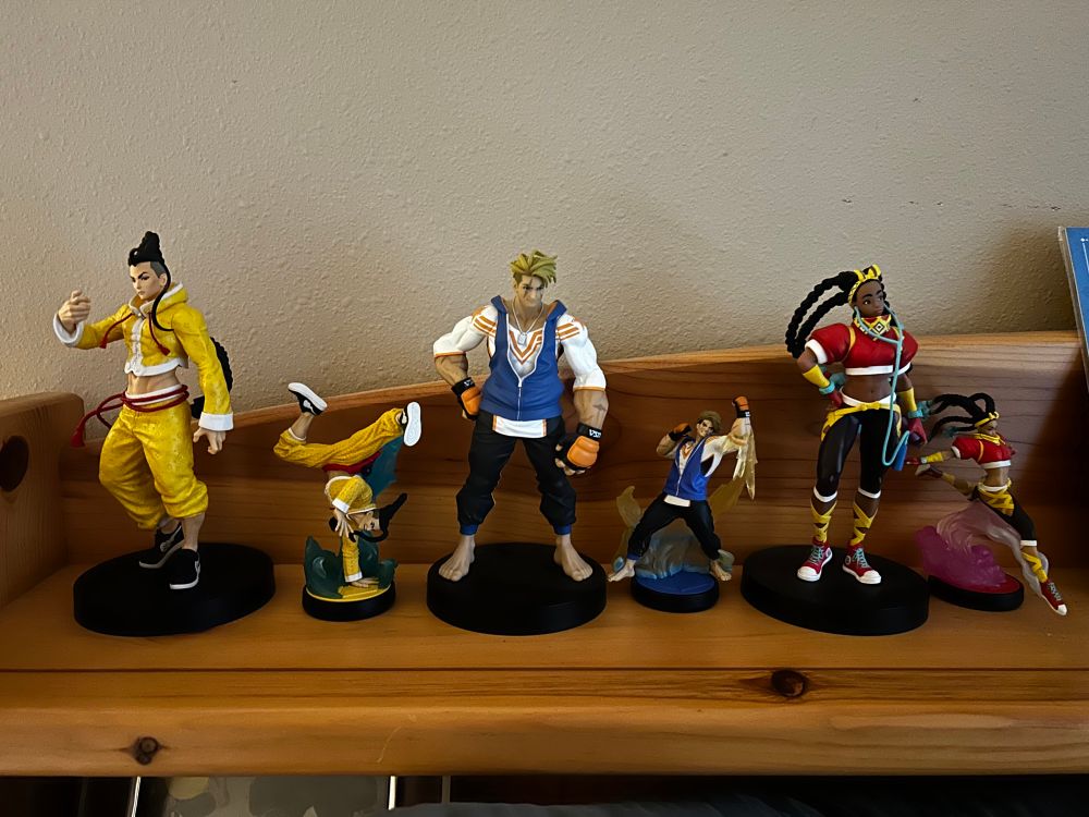 Jamie Siu, Luke Sullivan, & Kimberly Jackson all with their Pop-Up Parade & Amiibo figures