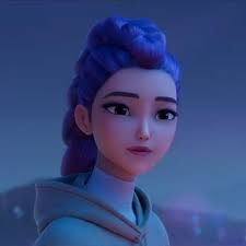 Rumi from K-pop Demon Hunters hair looks like a a snake.