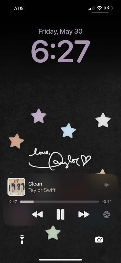 a screenshot of my home screen playing clean og version 