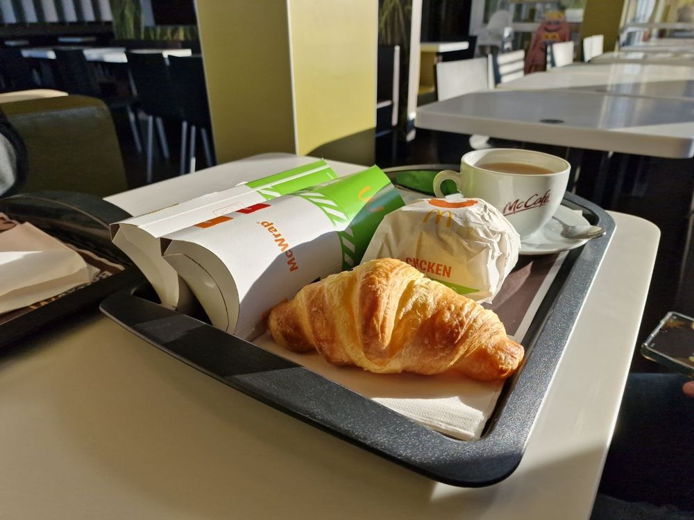 Photo of a healthy McDonalds breakfast.