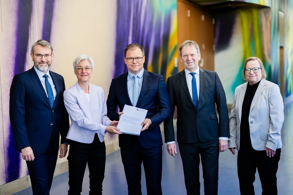 Bundesminister Carsten Schneider und der Expertenrat für Klimafragen