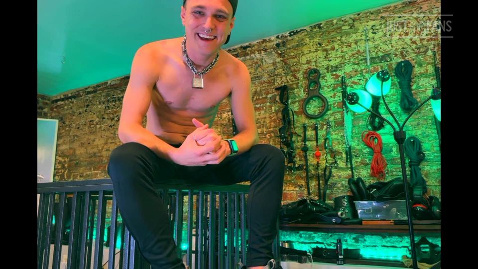 Someone just subscribed to my JustFor.Fans page. You should too! justfor.fans/itstroylocke?Source=NewFanBlueSky