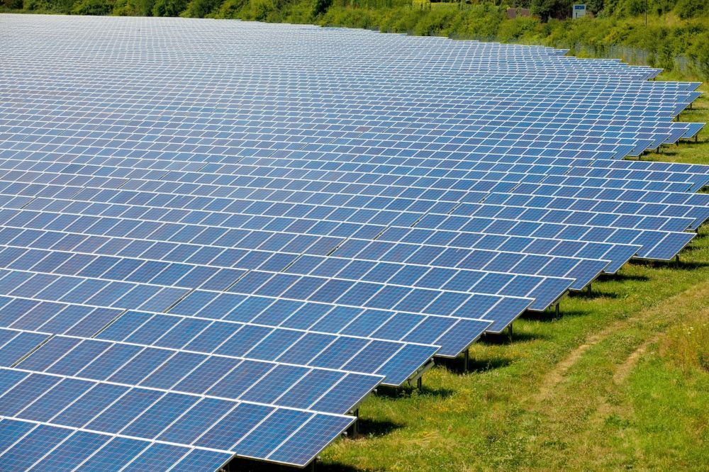 Renewable energy will overtake coal to become the world’s top source of electricity “by 2026 at the latest”, according to new IEA forecasts.