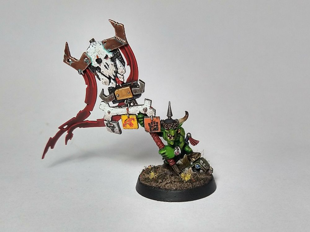 Makari, Ghazghkull's Banner Bearer.