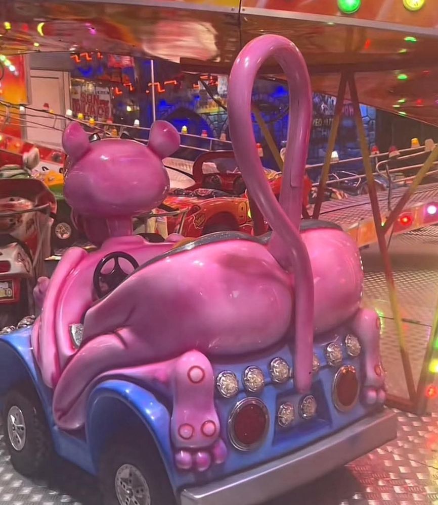 Pink Panther kid’s ride