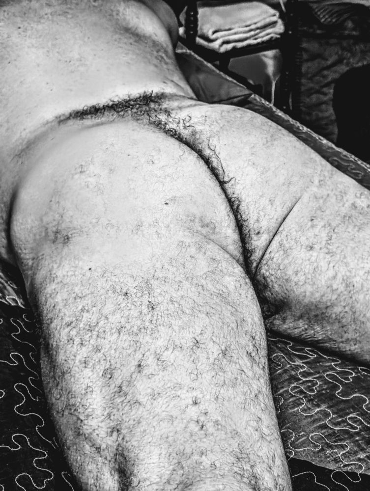 My hairy ass and upper hamstrings in black & white.
