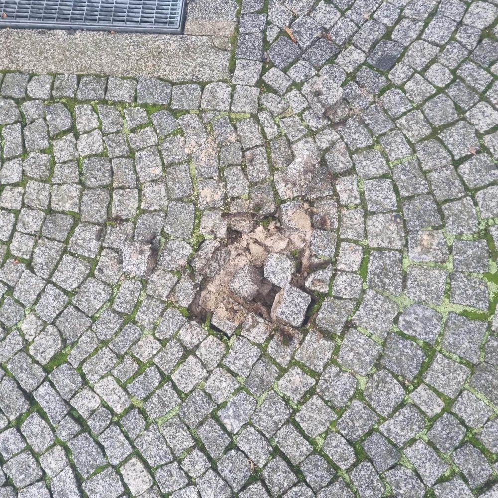 Was im Bild fehlt: Stolpersteine