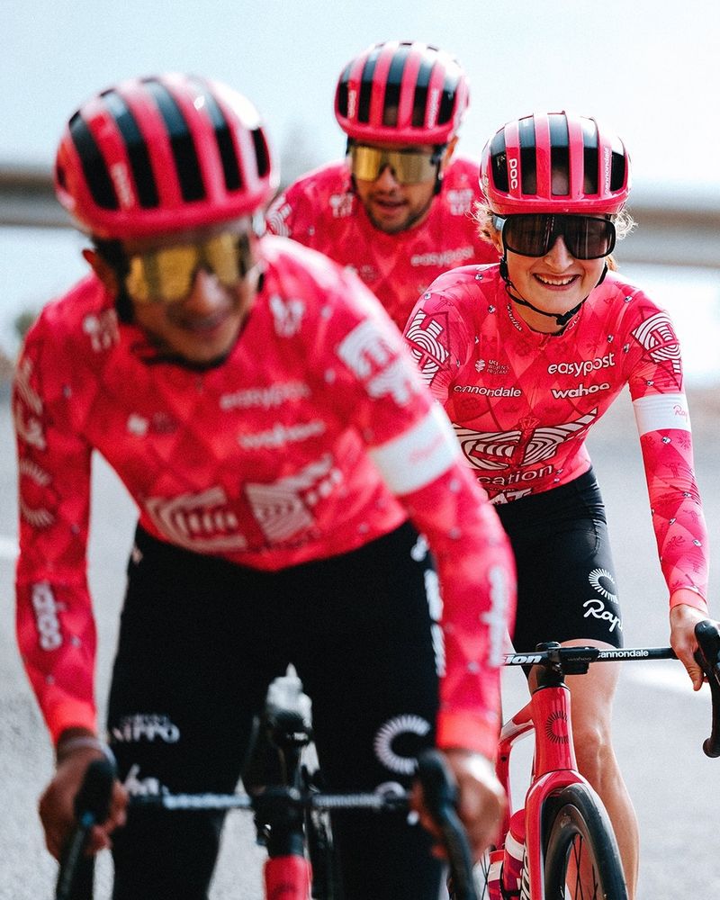 Three EF education riders in the new 2025 team jersey 
