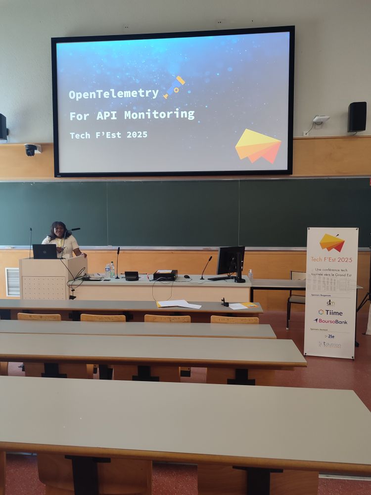 Danielle Kayumbi nous présente "Tracez votre code applicatif avec OpenTelemetry" au tech F'Est 2025