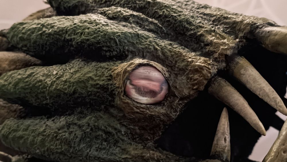 Глаз удильщика из камня