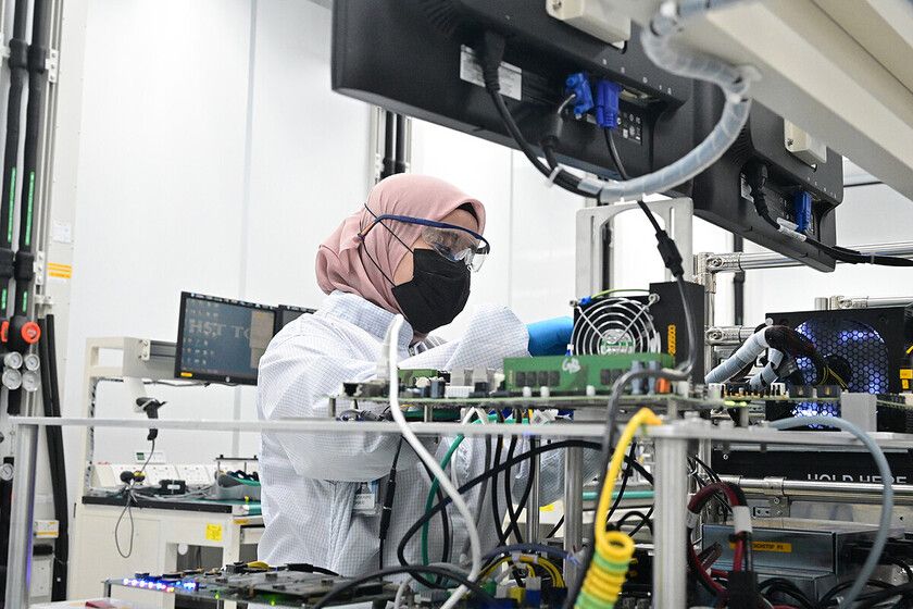 China estÃ¡ a punto de fabricar sus propios chips fotÃ³nicos. Empieza la autÃ©ntica guerra de los semiconductores