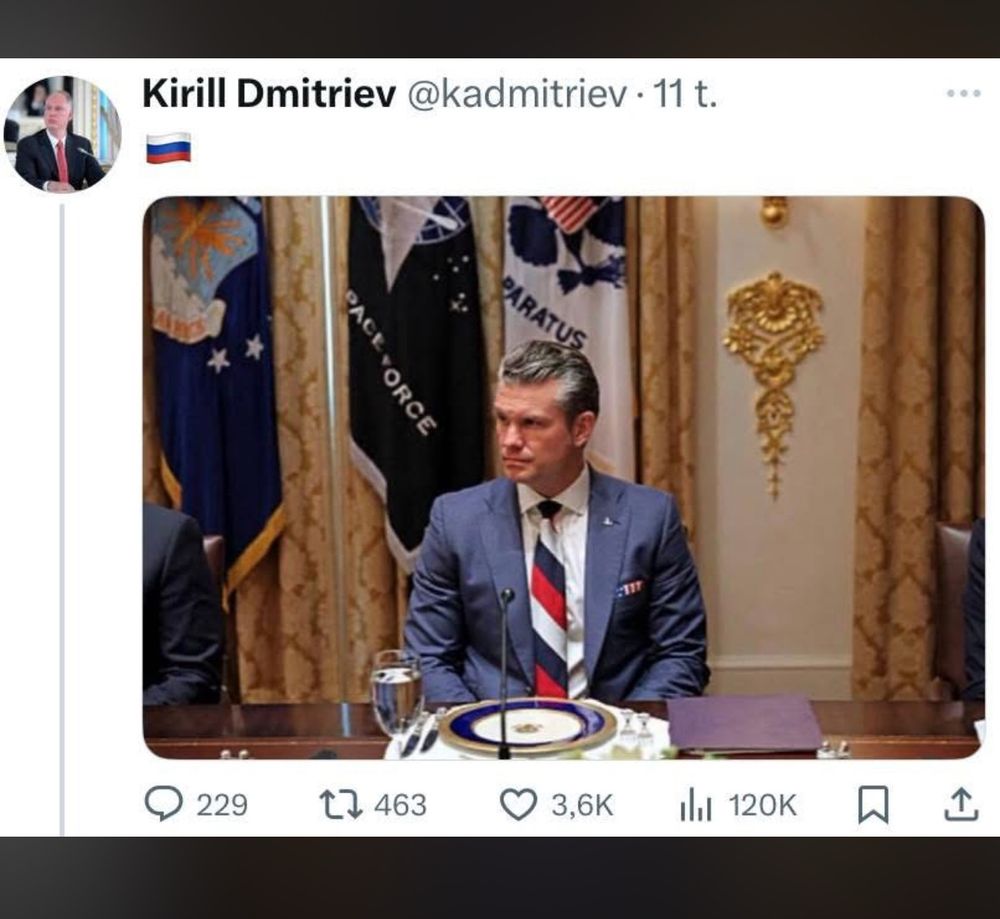 Kirill Dmitriev posts photo of Kegsbreath wearing the Russian flag colors.
I wonder why.
It's a mystery.
