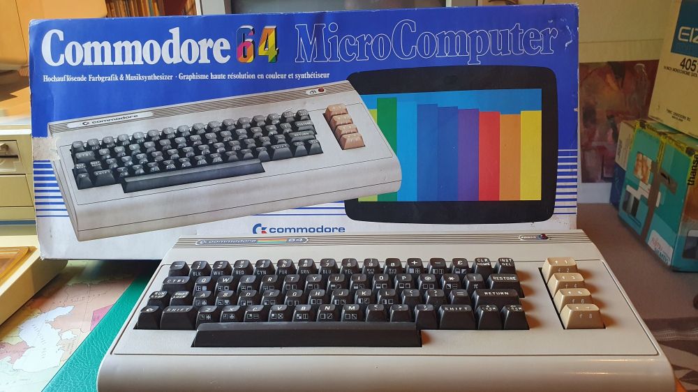 C64 mit Originalverpackung