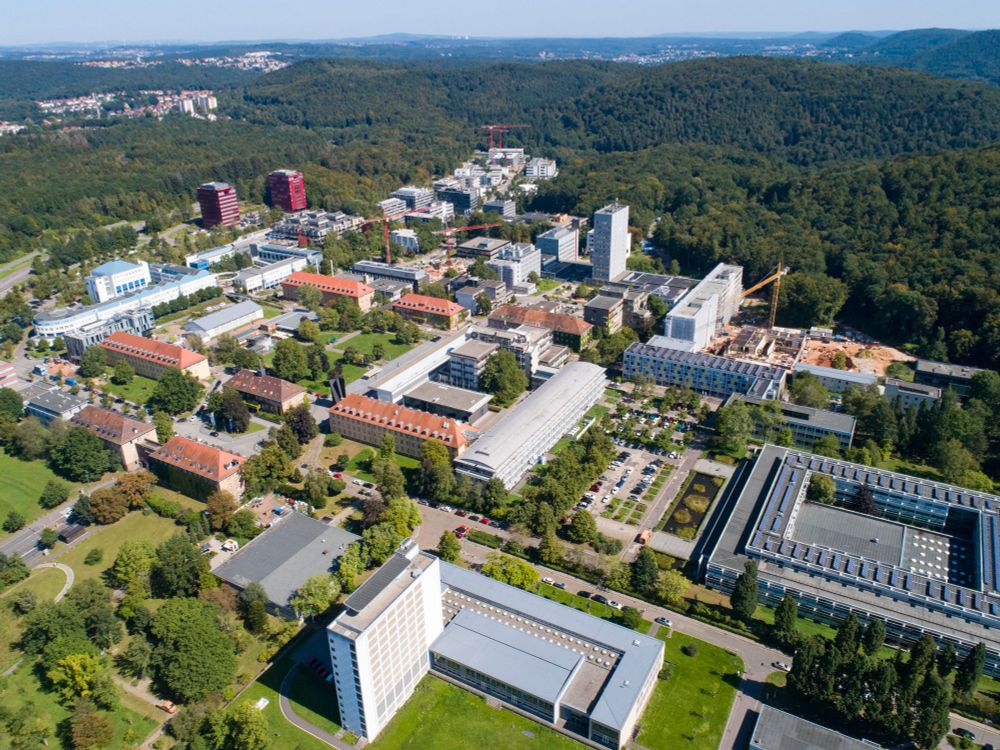 Luftbild vom Saarbrücker Campus der Universität des Saarlandes