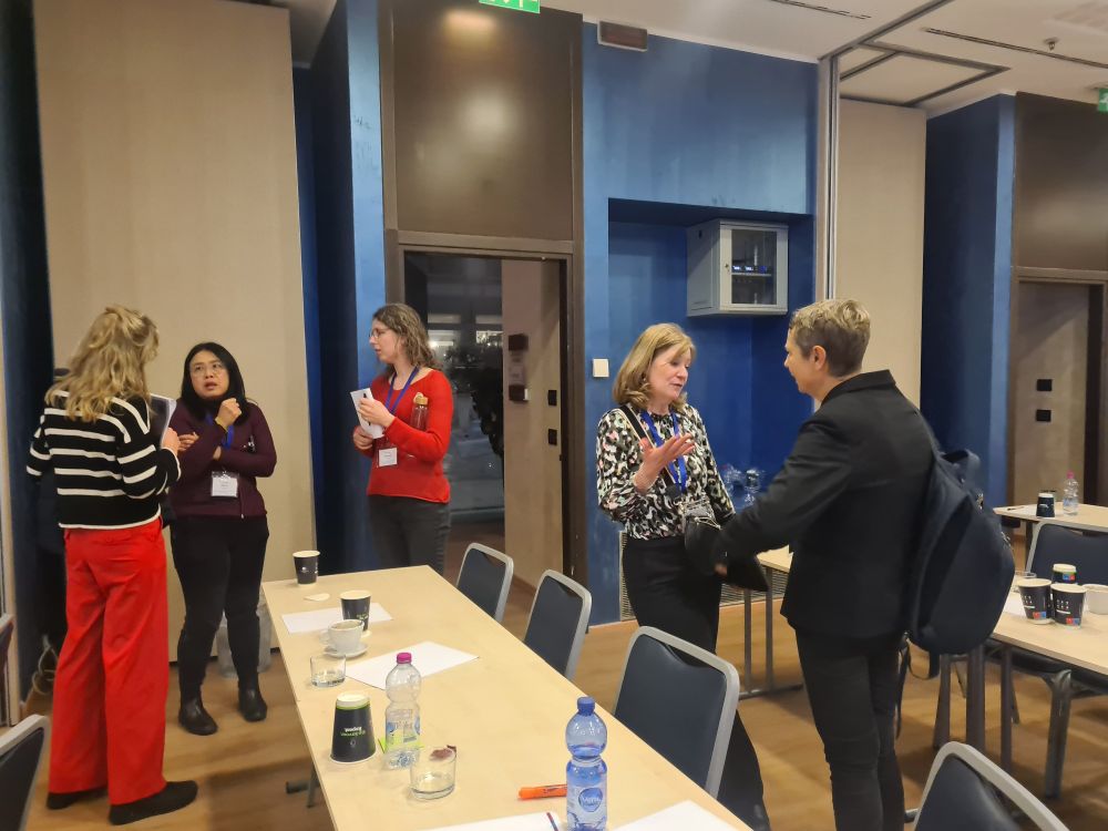 Registry manager Julie networking 