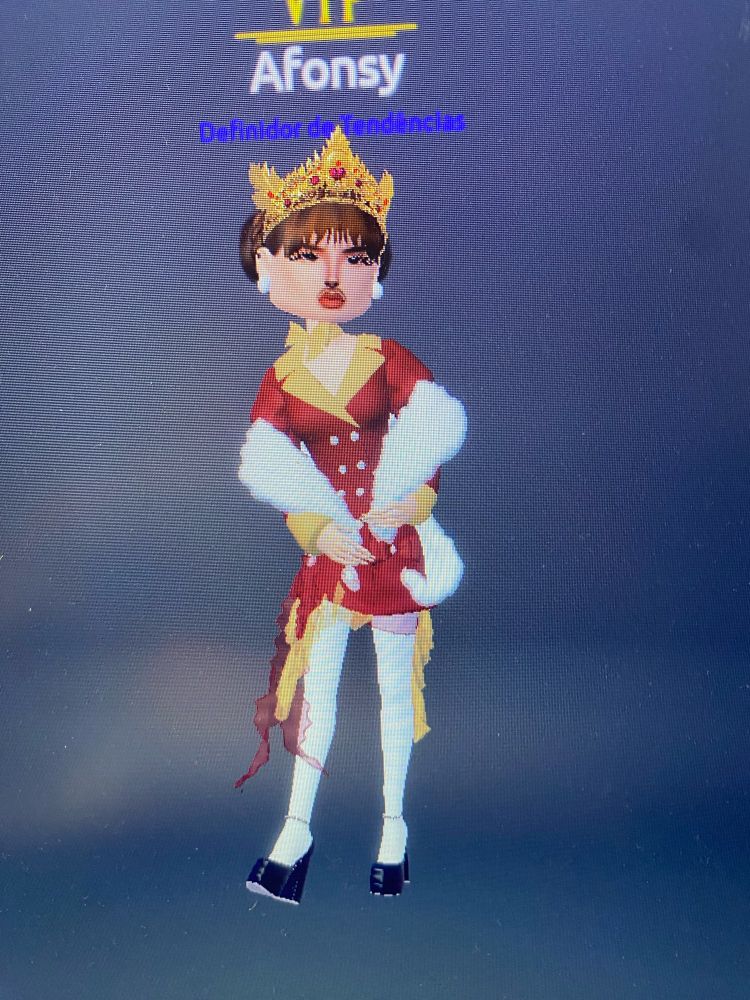 tema: mascotes de marcas (fiz burger king, meu namorado fez chocolate garoto mas n parava quieto pra printar)