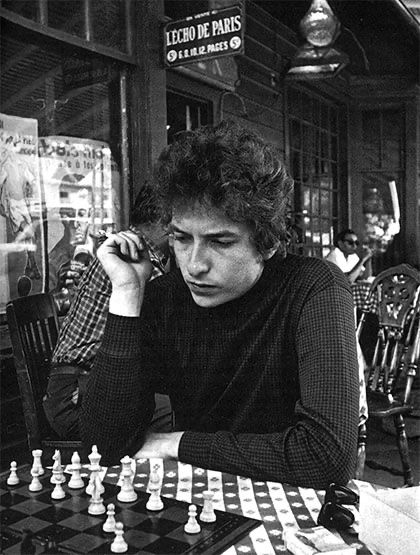 Bob Dylan playing chess