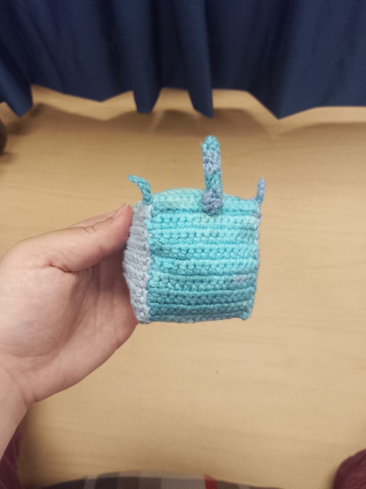 eyeless unicorn cube 