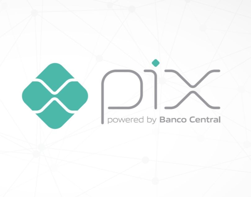 Logo do Pix, composto por um símbolo gráfico verde azulado na esquerda, com detalhes de linhas brancas finas, e a palavra "Pix" em tipografia própria estilizada feita por linhas finas cinzas.