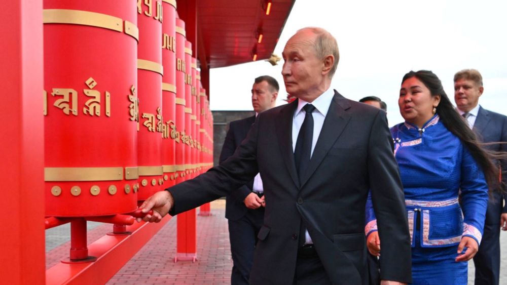 Wladimir Putin in der Mongolei: Besuchte der russische Präsident Schamanen?