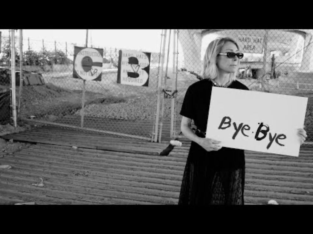 Kim Gordon - "BYE BYE 25!"