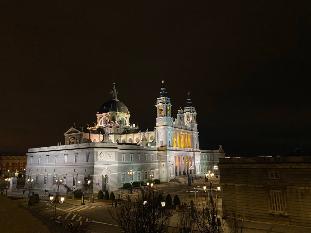 Foto del Palacio Real a la noche