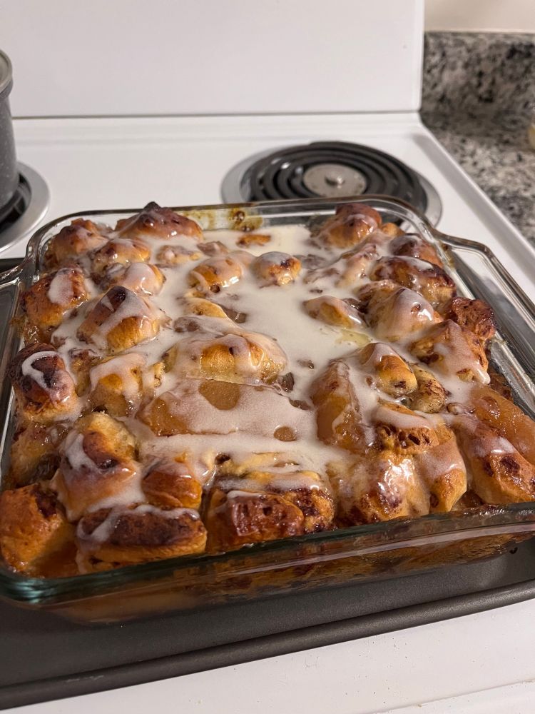 Baked cinnamon roll apple monkey bread concoction.