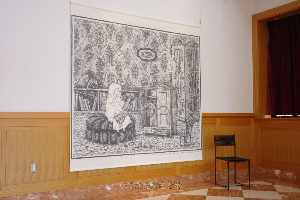 「エドワード・ゴーリーを巡る旅」展のフォトスポットです。