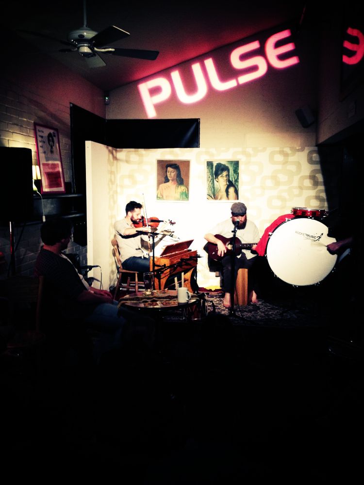 PULSE MUSIC NIGHT IN THE NEW WOLSEY BAR