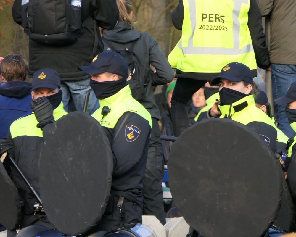 Ga niet mee met tendentieuze retoriek over "kaping" van demonstraties door "raddraaiers" | Doorbraak.eu