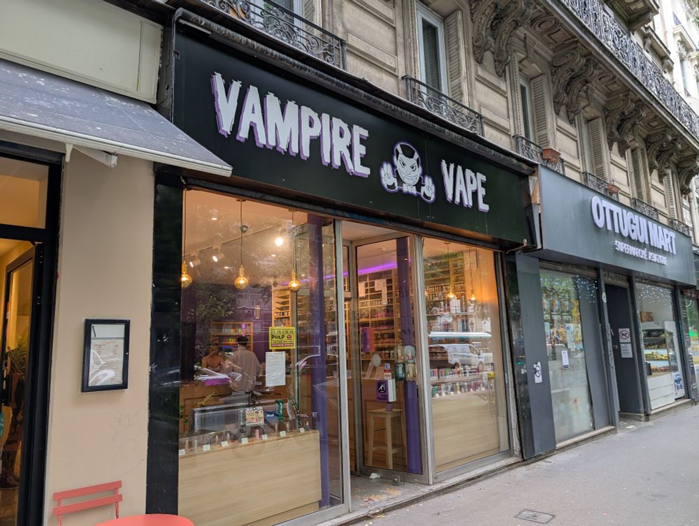 A photo of Vampire Vape in Paris