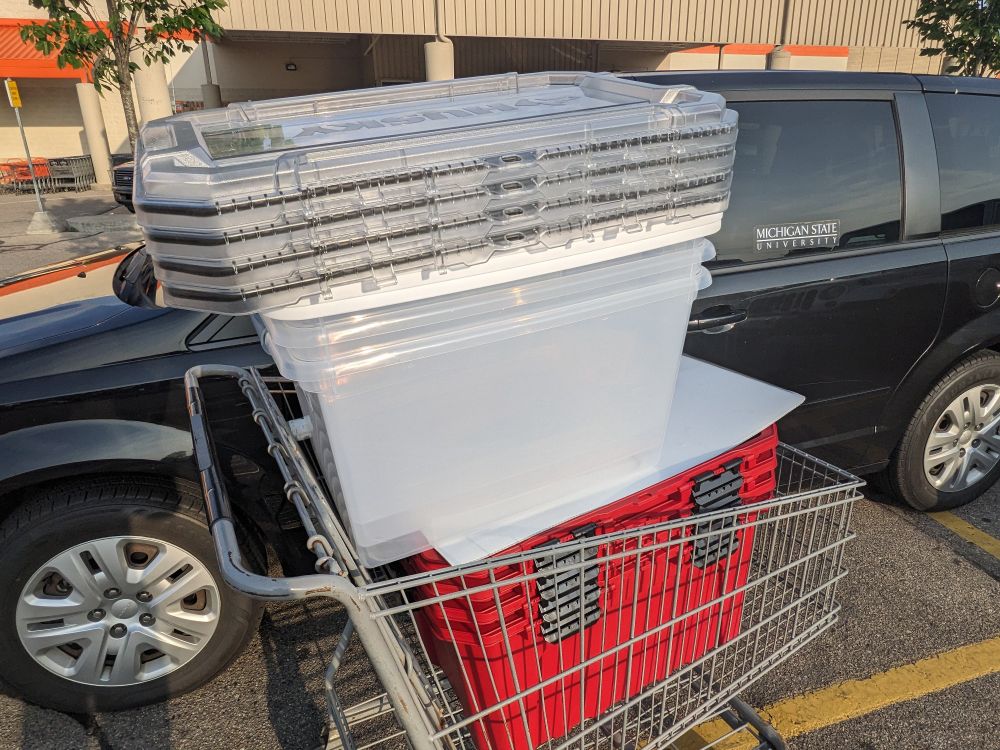 Shopping cart with plastic totes