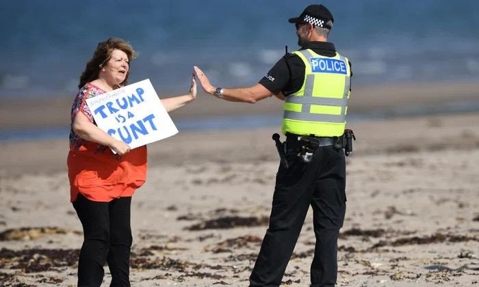 Insulting trump