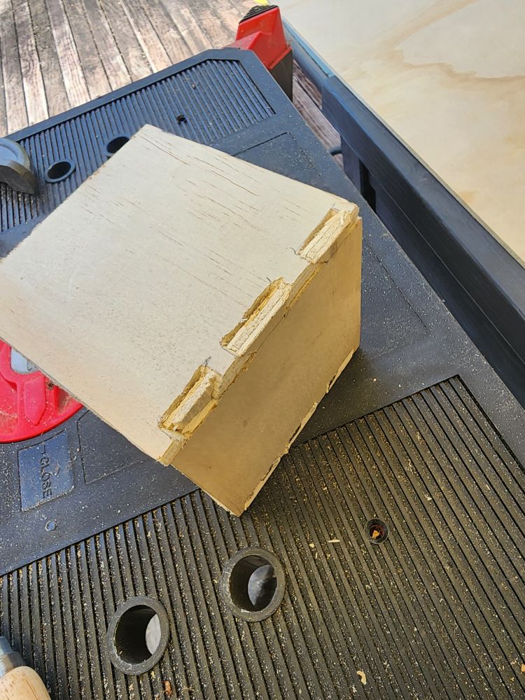 Close up of one of the joints, the wood has broken a bit and it's messy, but it's a start 